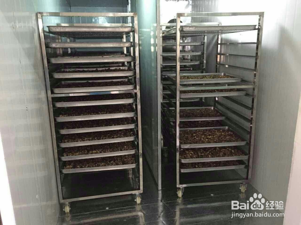 空气源高温热泵烘干机应用在香菇烘干的工艺流程