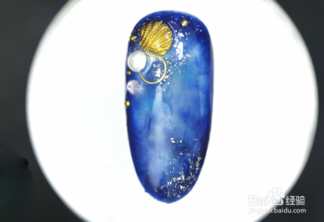 怎样做海洋半透晕染美甲？