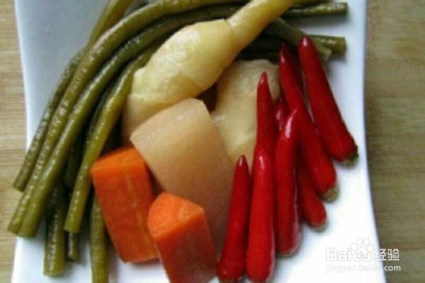 如何把泡菜做得又酸又脆？