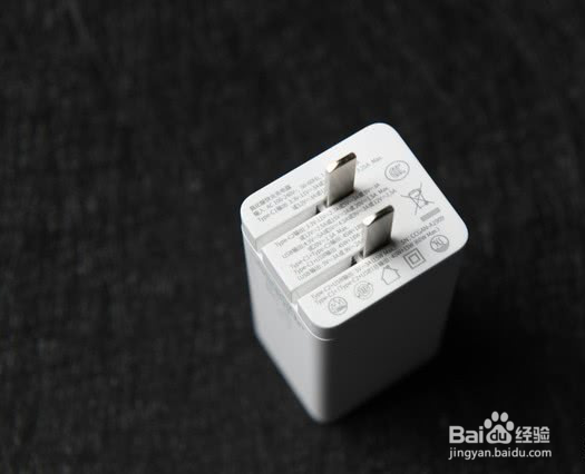 支持全快充协议 倍思快充2C1A 65W充电器评测