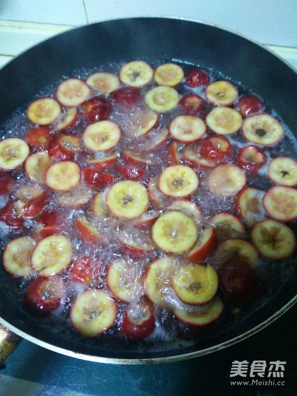 炒红果的家常做法