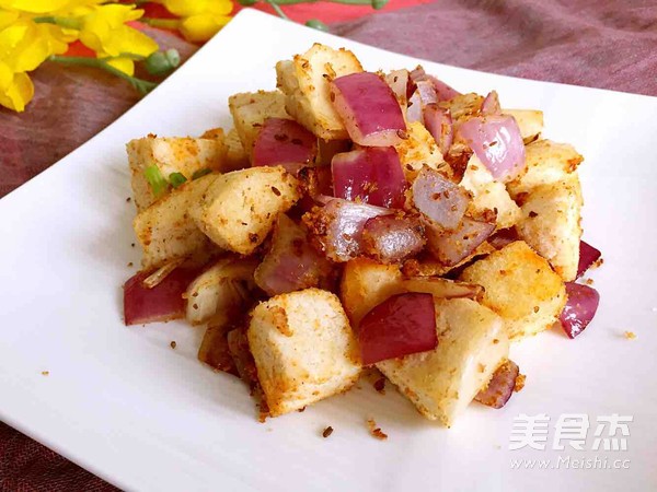 香辣孜然炒馒头粒