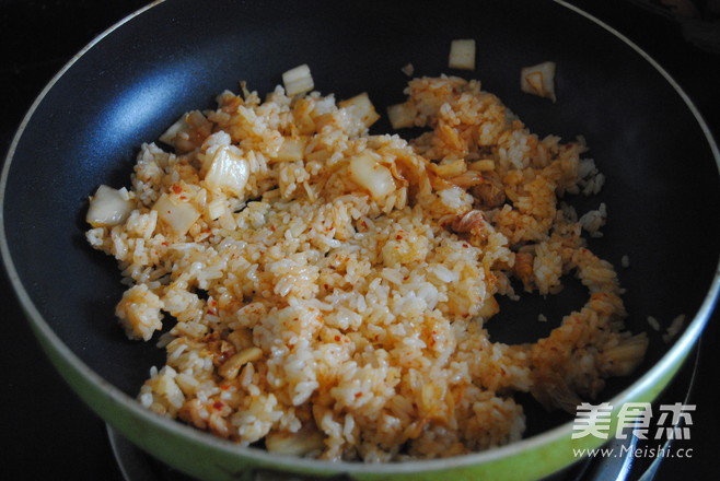 韩式辣白菜蛋炒饭