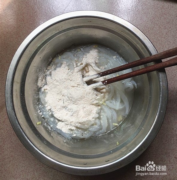 酥炸银鱼的制作方法
