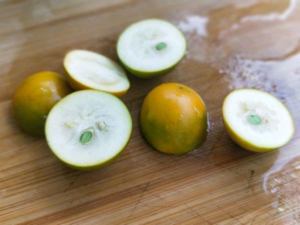 口蘑迷迭香煎三文鱼