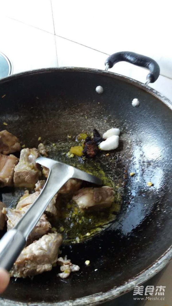 糖醋排骨的做法