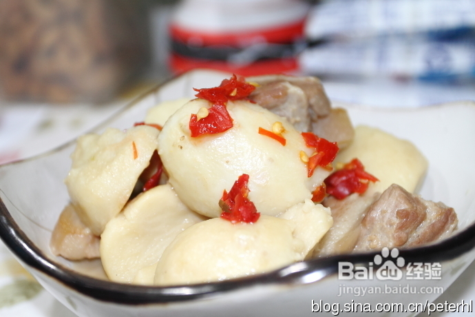 营养丰富的五花肉炖芋头