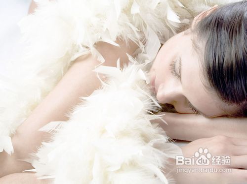 让肌肤时刻保持水分需注意哪些