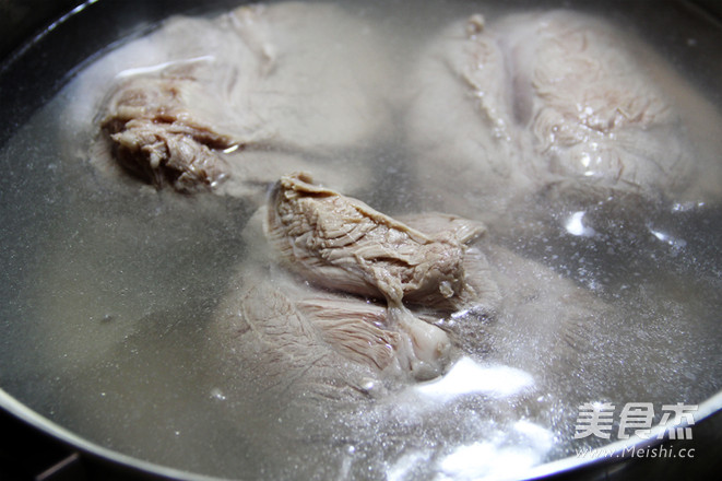 水盆羊肉的做法