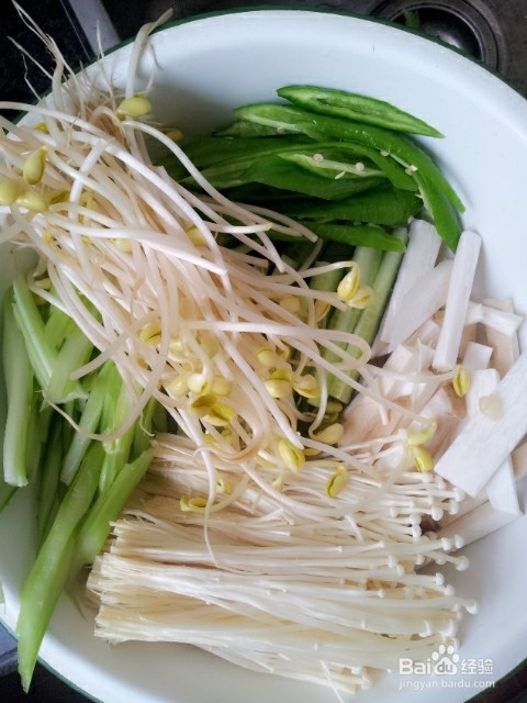 干鍋鸡翅的做法