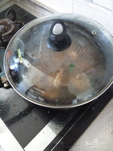 抓住家中的美食：[1]烹制西红柿羊排火锅