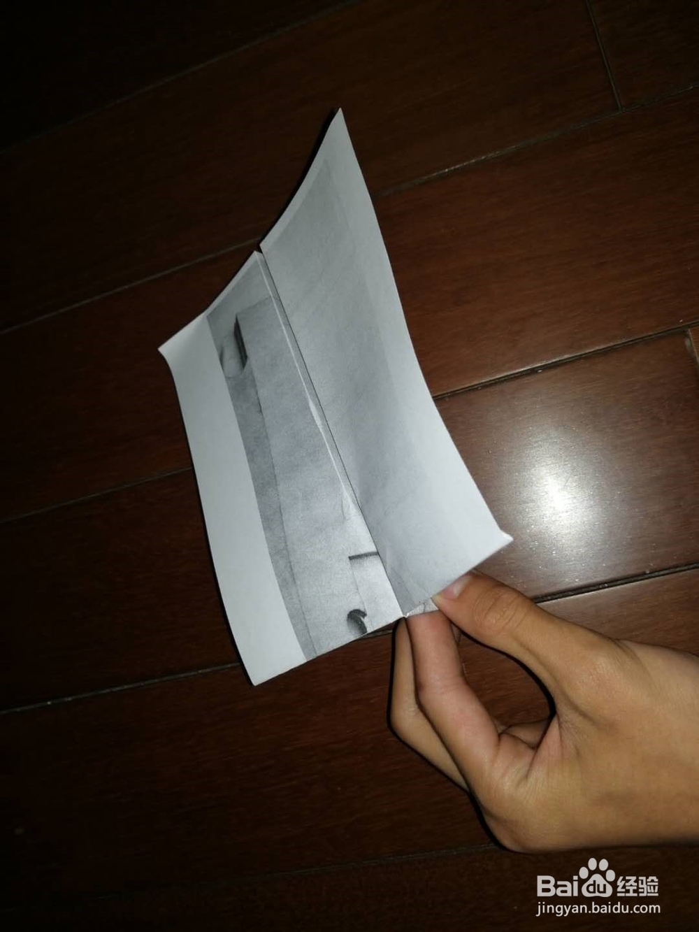 性能最佳的简易纸飞机折法图解