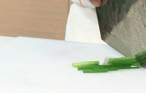 猪肉炖粉条的做法
