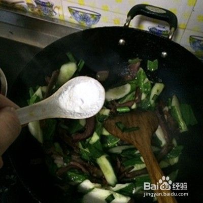 愚人家常菜之“黄瓜炒熏肉”