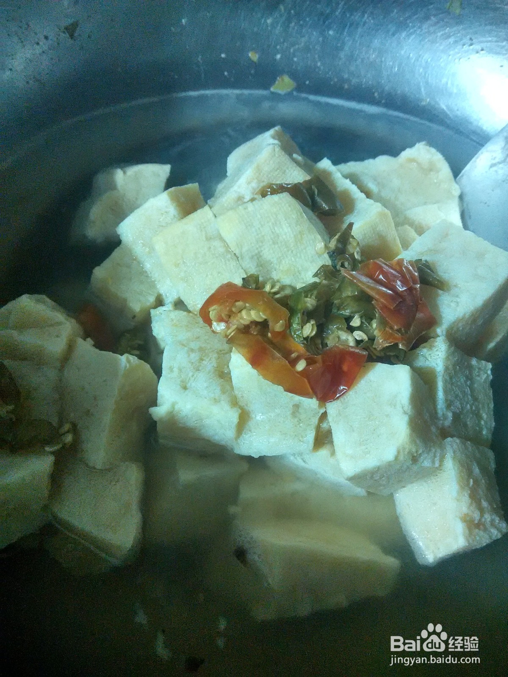 尖辣椒炖雪里红冻豆腐