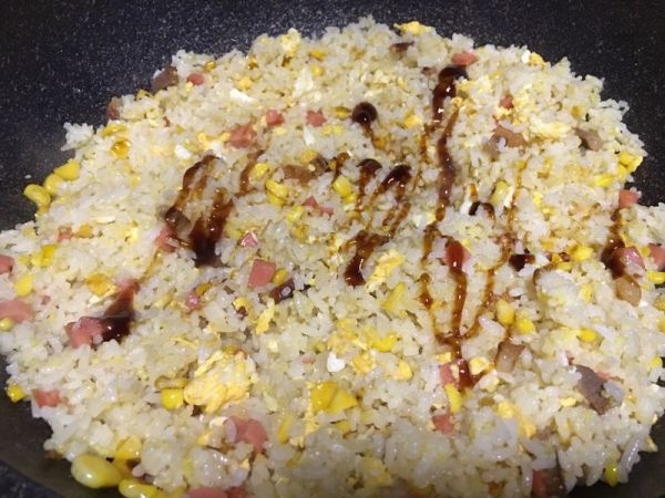 蛋炒饭~黄瓜火腿