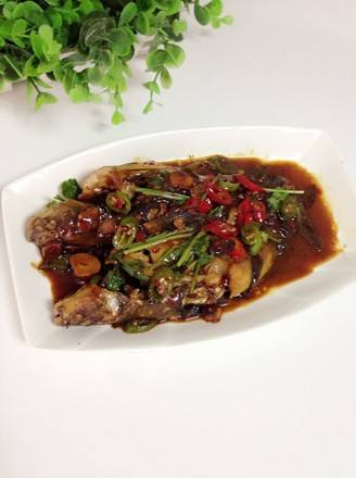 烧黄骨鱼的做法