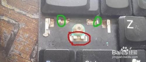 笔记本电脑键盘如何拆解