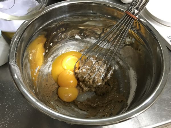 咖啡大理石纹戚风蛋糕