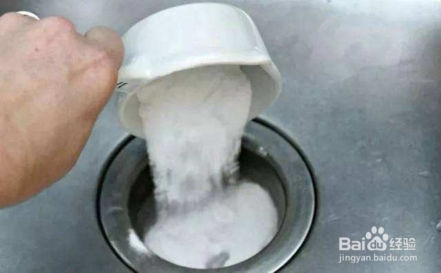 如何疏通下水道