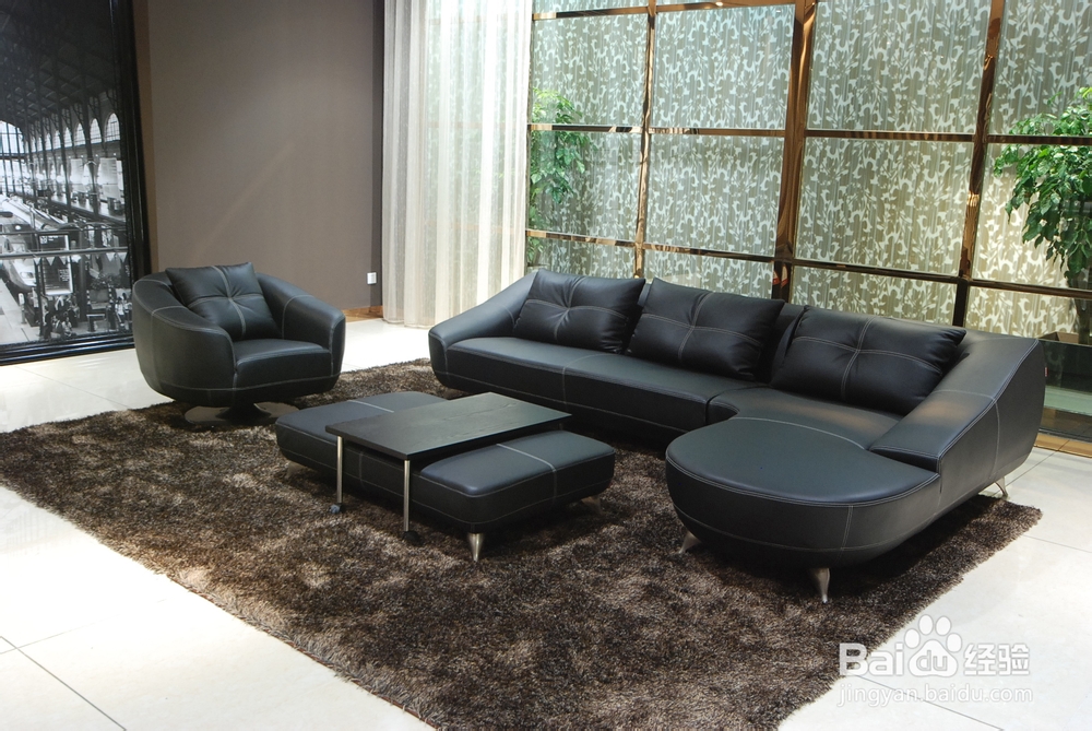 盛夏如何防止沙发内的木框架受潮