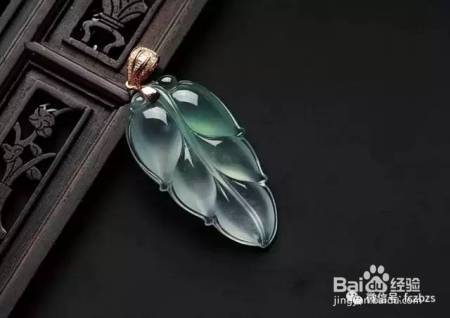灵韵动人的翡翠叶子，让这个夏天的你美得与众不同