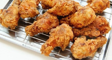 家常小吃校村炸鸡制作