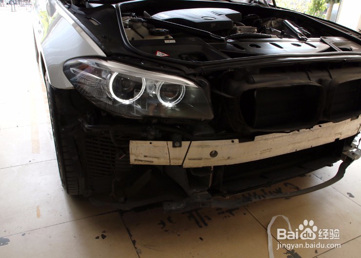 白色珍珠宝马-5系改大灯，简直面目全非了