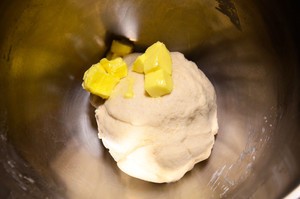 蔓越莓全麦软欧包的做法