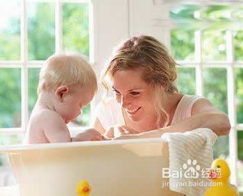 婴儿高烧不退怎么办