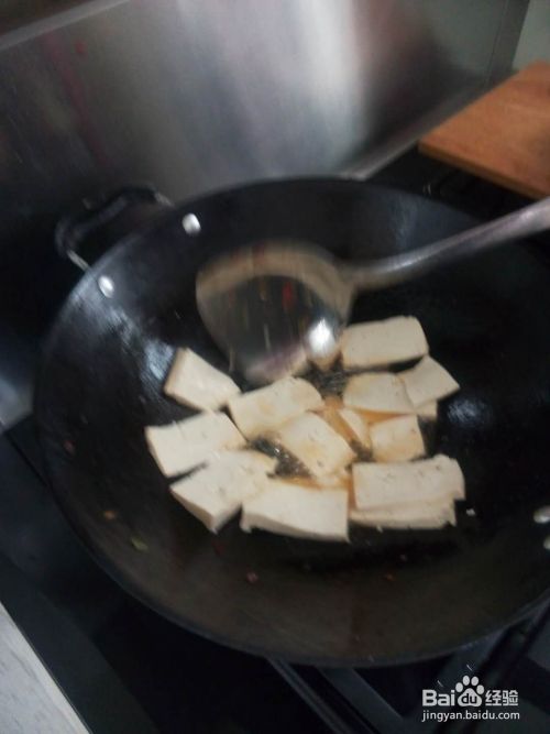 辣椒炒豆腐的做法？炒豆腐的家常做法