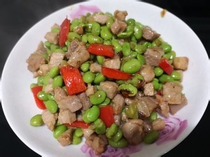 怎么做青豆肉丁