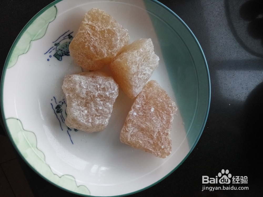 如何把大块冰糖弄碎？