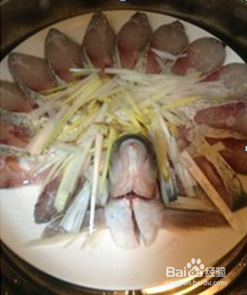 孔雀开屏清蒸鱼