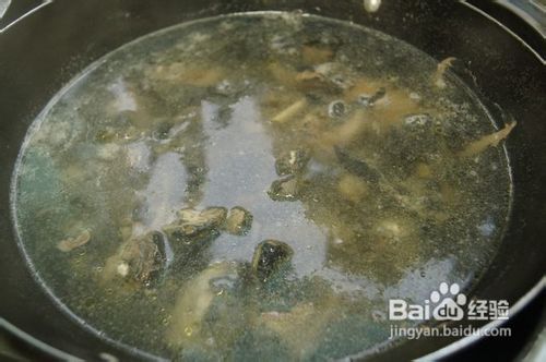 冬季家常菜的做法____党参乌鸡汤