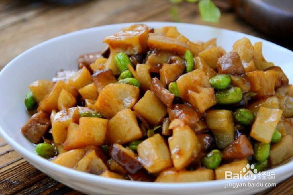 莲藕肉丁的做法