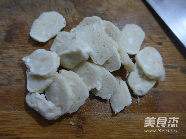 牛肉酱墨鱼丸炒西葫芦