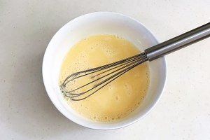 怎么做软糯香甜的黑芝麻蛋糕