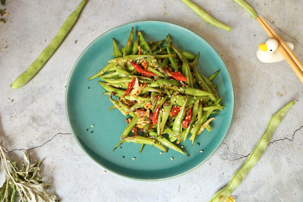 简单美味干煸扁豆角