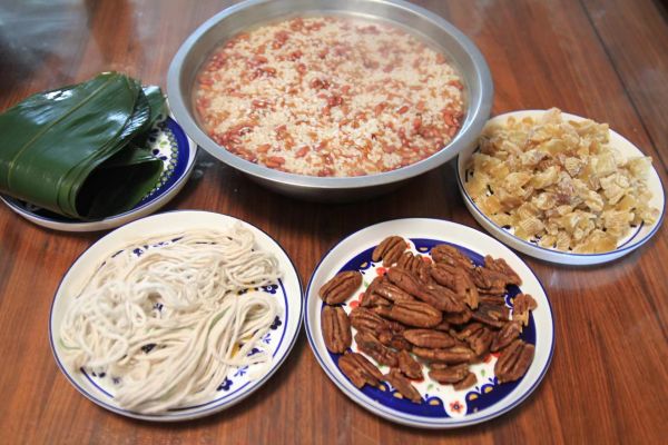 碧根果赤小豆红米粽子