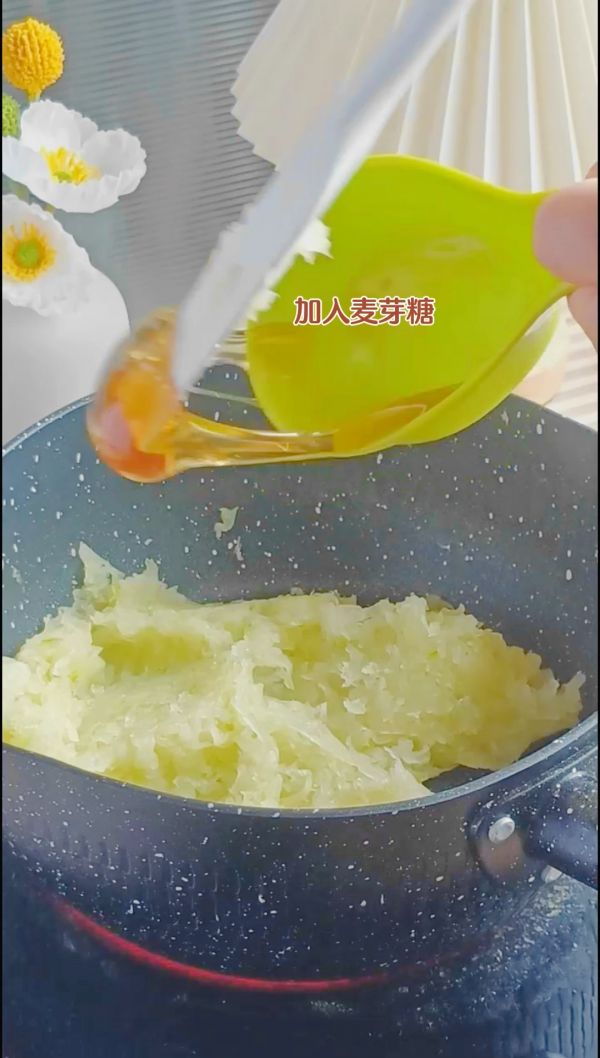 柠香冬翅广式月饼