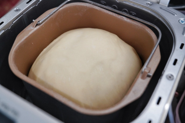 童趣花朵火腿肠肉松面包