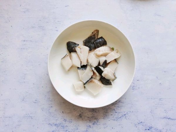 黑鳕白玉时蔬汤