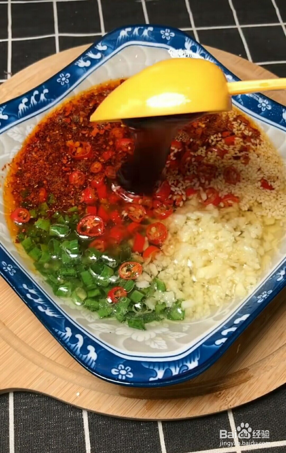万能香辣沾水怎么做？