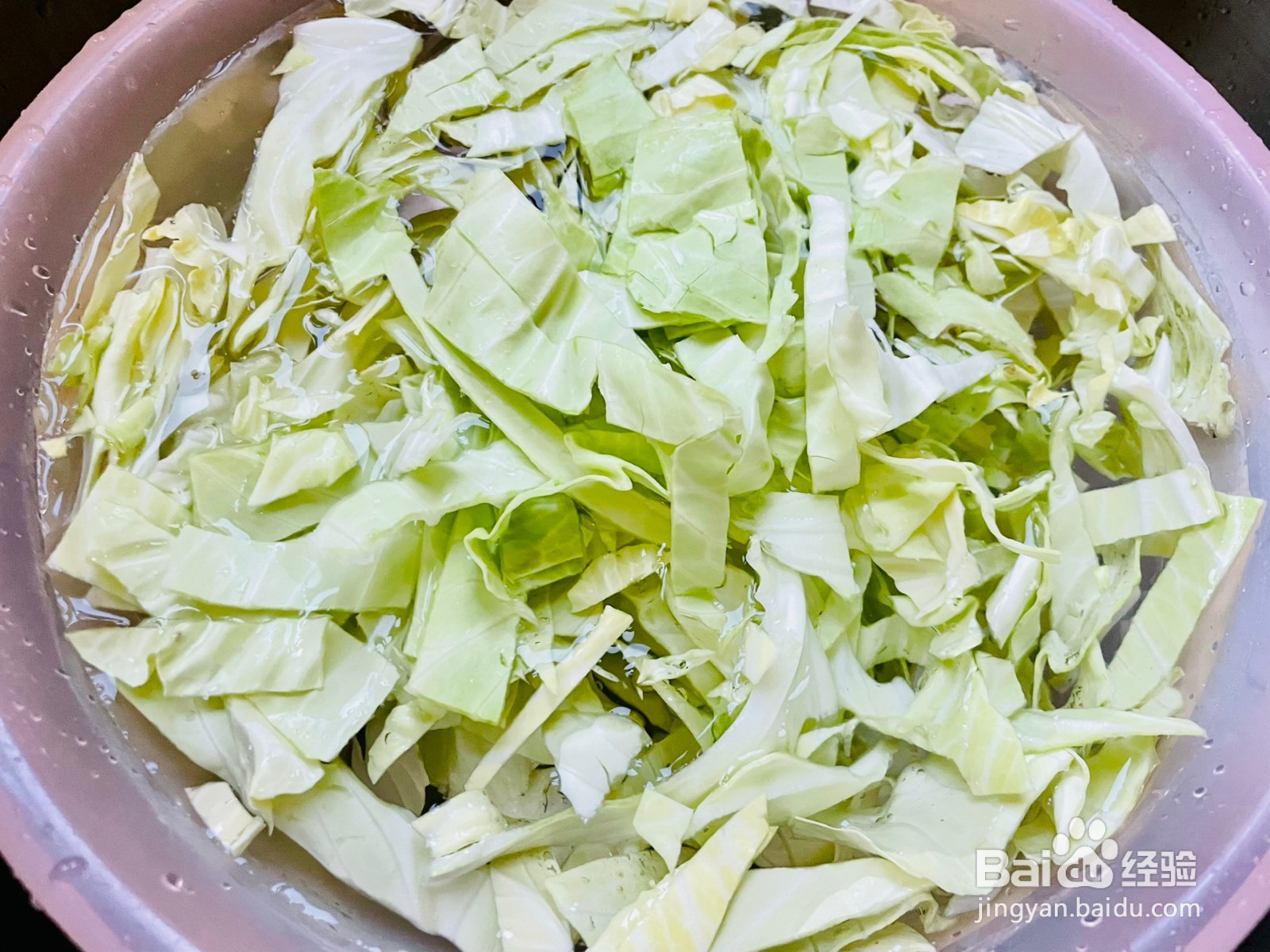 酱肉炒包心菜怎么做