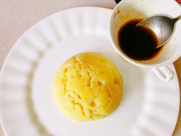 金枪鱼牛果土豆泥