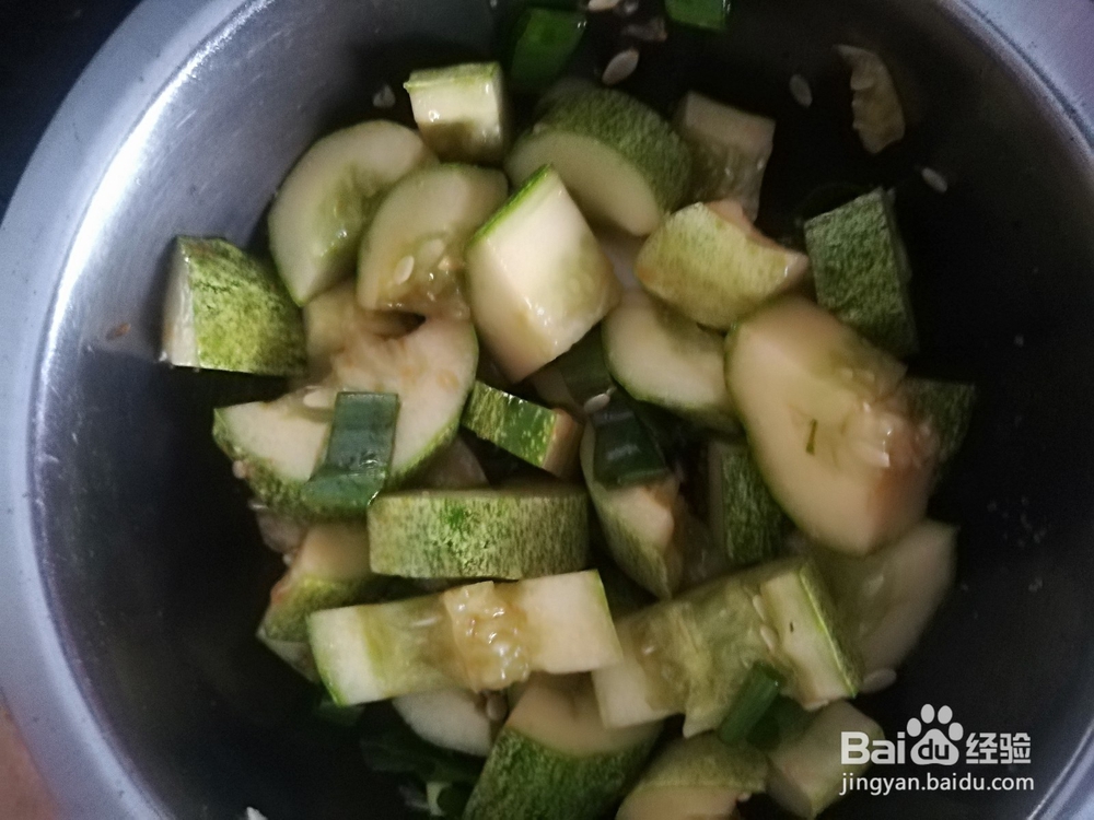 如何制作凉拌黄瓜