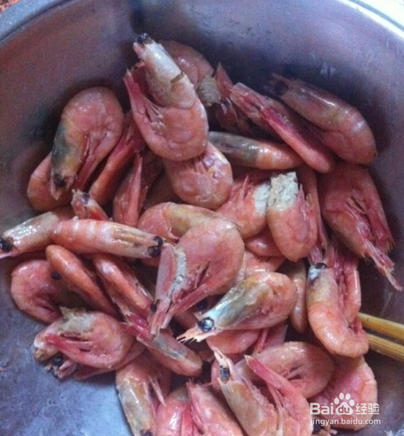 干锅虾土豆洋葱的做法
