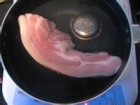 酸菜氽白肉-东北菜