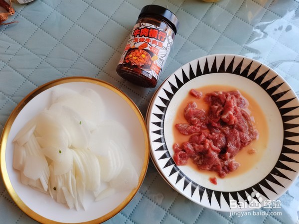 萝卜炒牛肉的做法